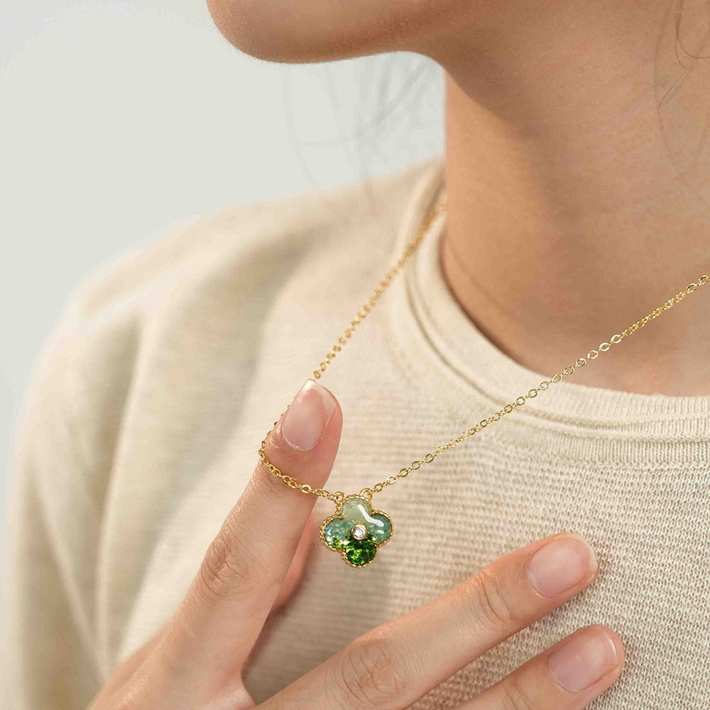 Double-Sided Clover Necklace – Verdant Green