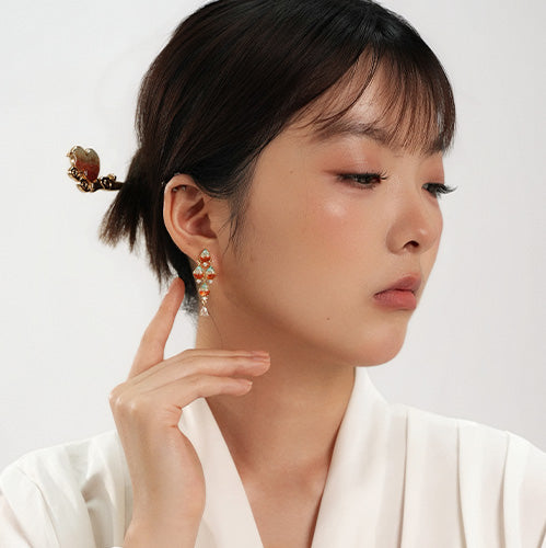 Color Stone Inlay Stud Earrings – Dunhuang Red Nanhong Teardrop