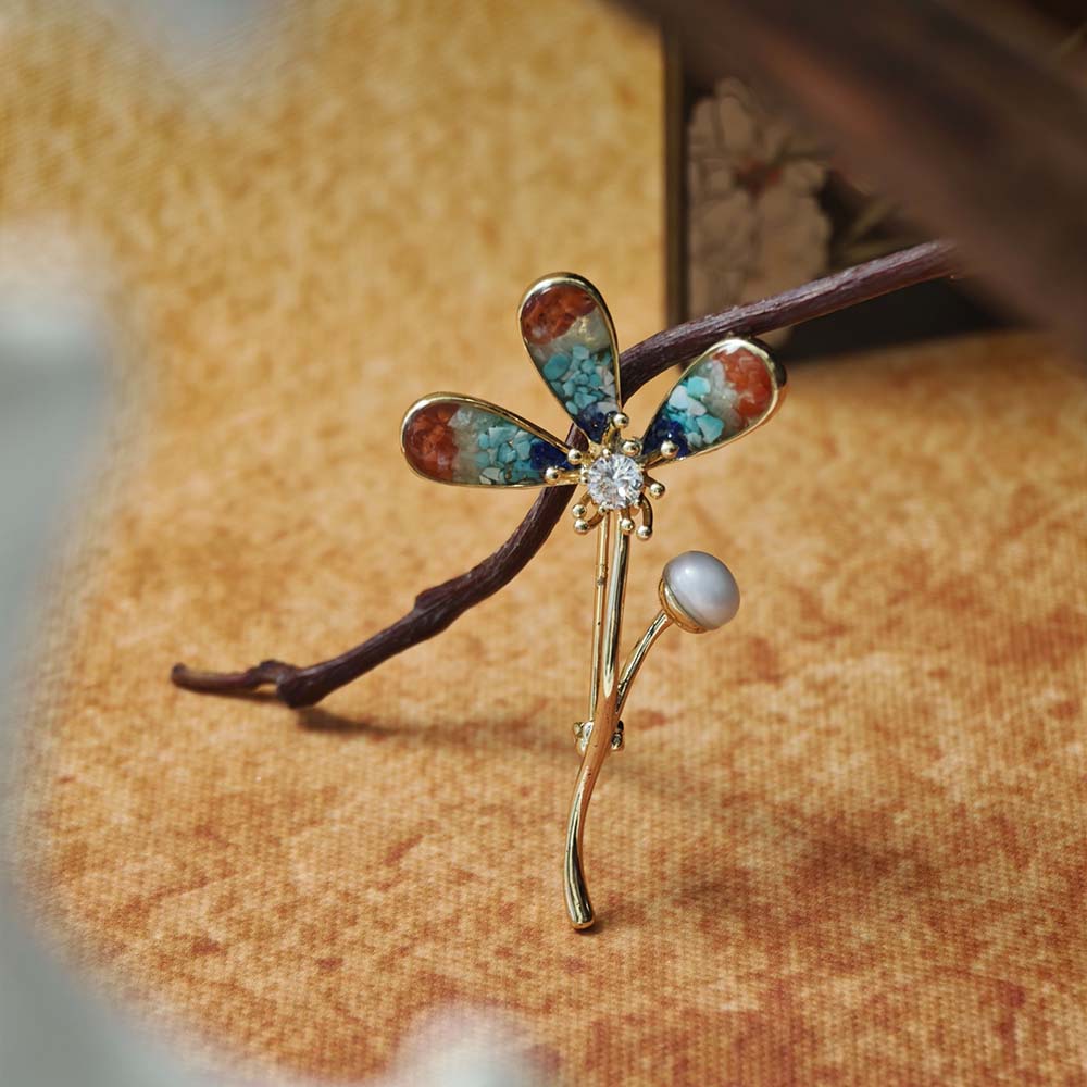 Color Stone Inlay Clover Brooch – Dunhuang Red