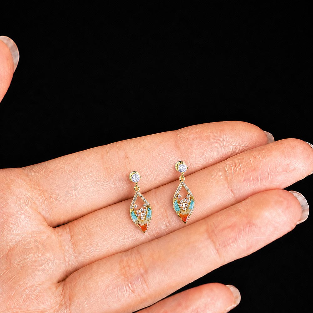 Color Stone Inlay Earrings–Hollow Diamond, Dunhuang Red