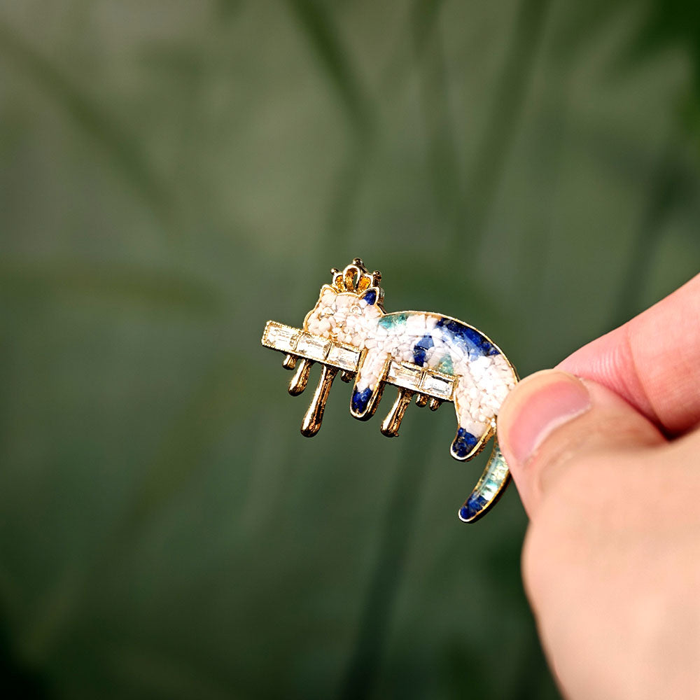 Enameled Blue-and-White Cat Brooch with Colorful Stone Inlay