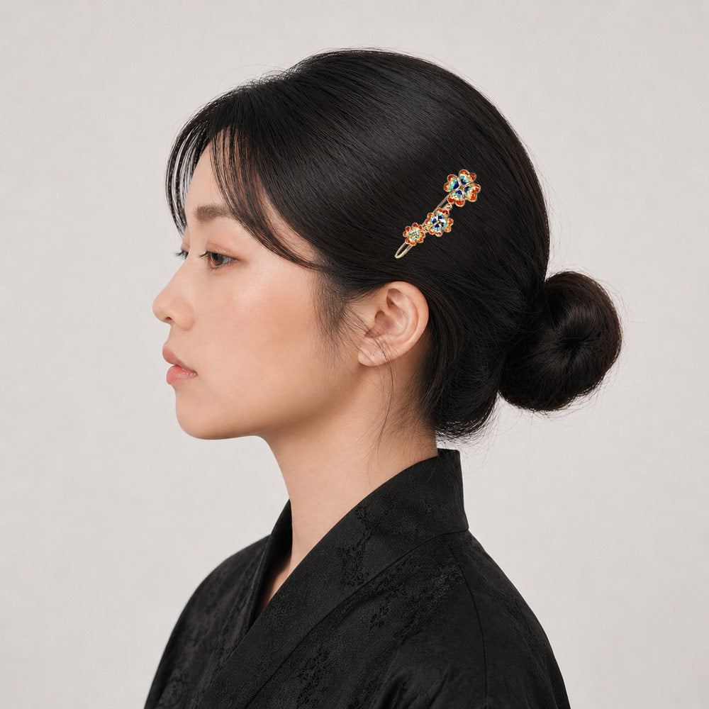 Colorful Stone Inlaid Dunhuang-style Four-Leaf Clover Hair Clip
