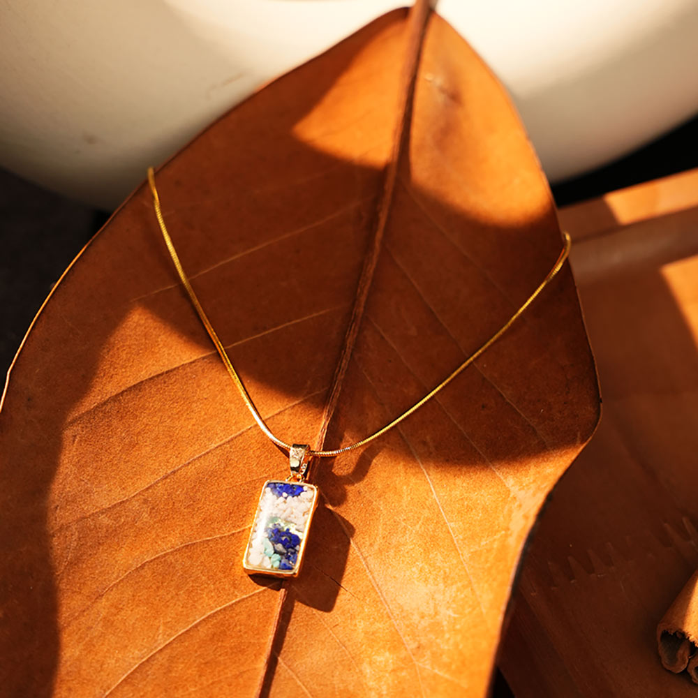 Color Stone Inlay Rectangular Pendant – Blue & White Style