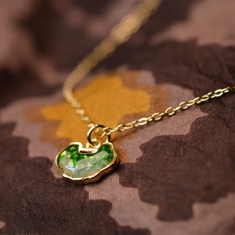 Color Stone Inlaid Emerald Green Longevity Lock Necklace