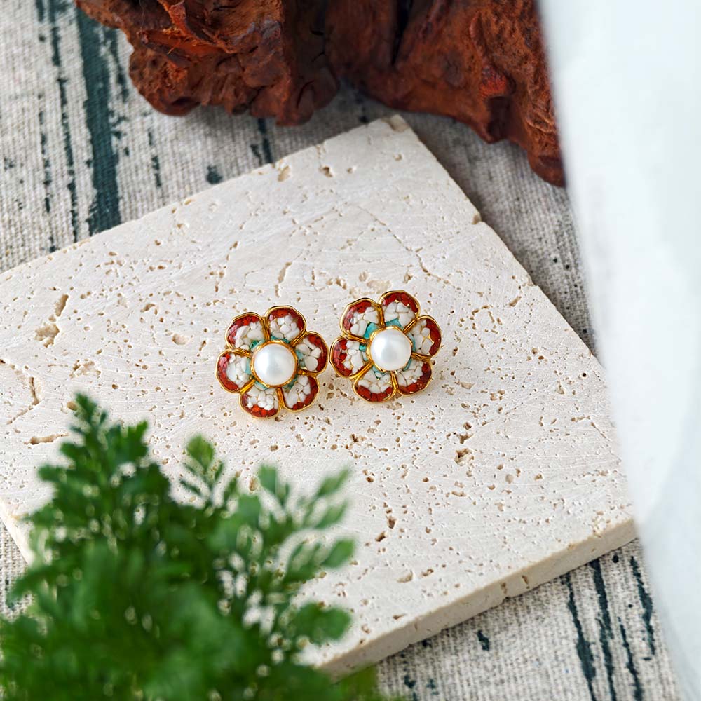 Dunhuang Baoxiang Flower Red Stud Earrings