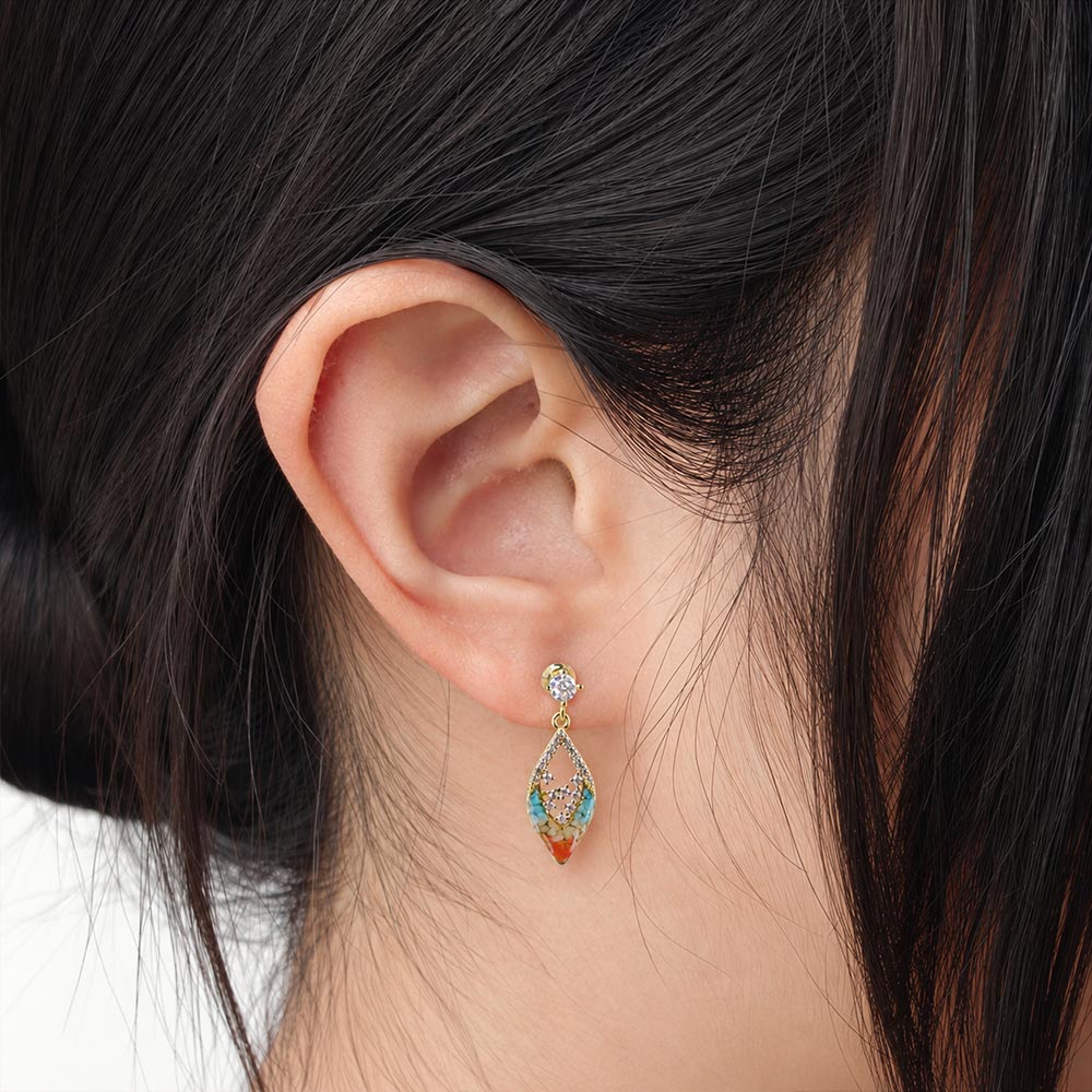 Color Stone Inlay Earrings–Hollow Diamond, Dunhuang Red
