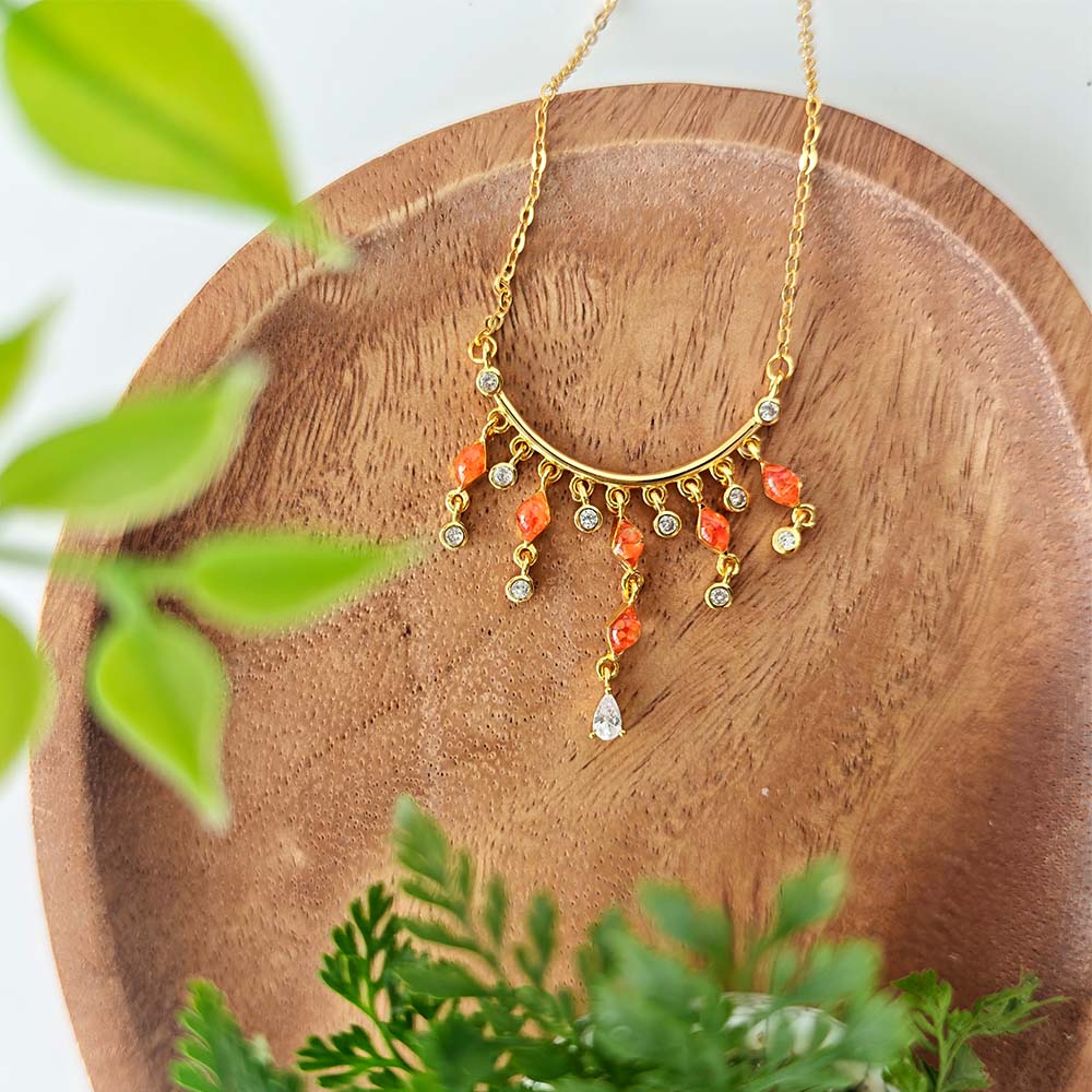 Color Stone Inlay Diamond Yingluo Necklace – Red & Prosperous Series