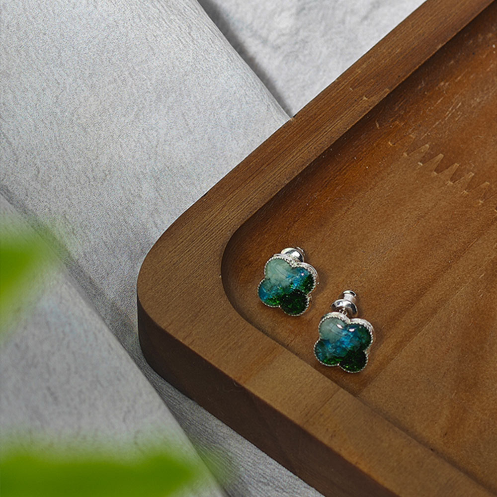 Color Stone Inlay Silver Four-Leaf Clover Stud Earrings – Jade Green Series