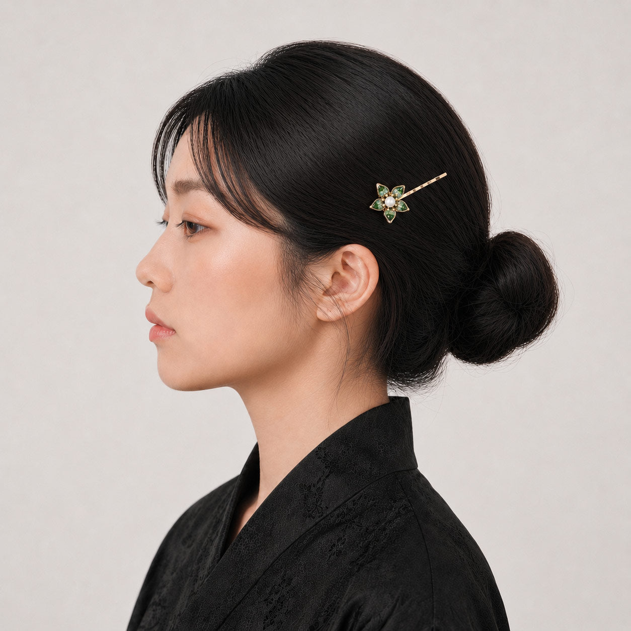 Jadeite Green Five-Star Flower Hairpin with Colored Stone Inlay