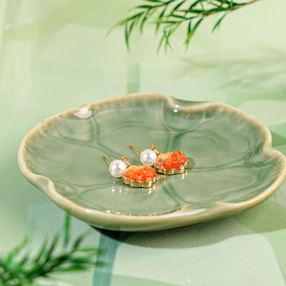 Red Stone Inlay Shell Earrings