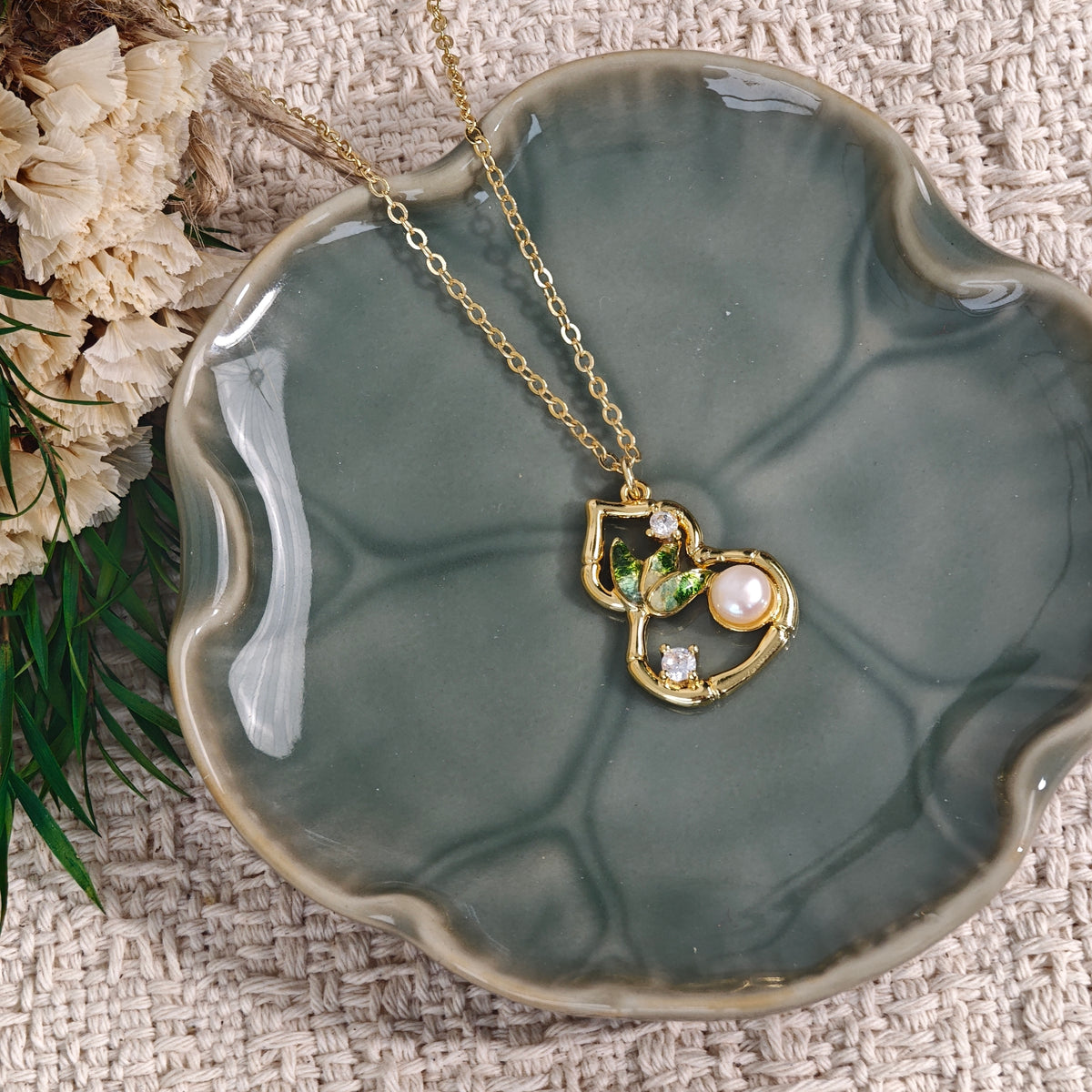Gourd & Bamboo Leaf Pearl Necklace – Jade Green Series