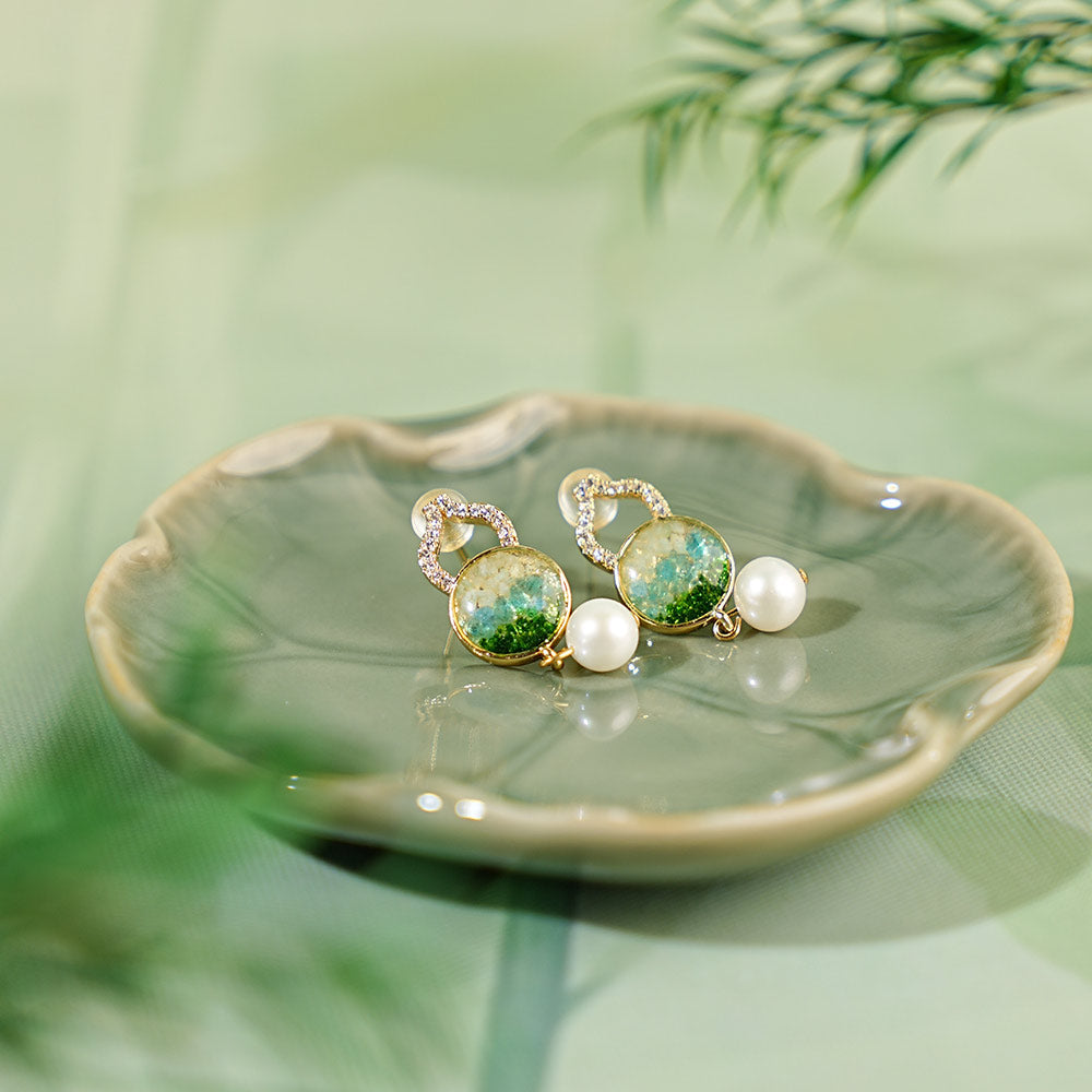 Color Stone Inlay Jade Green Gourd Stud Earrings