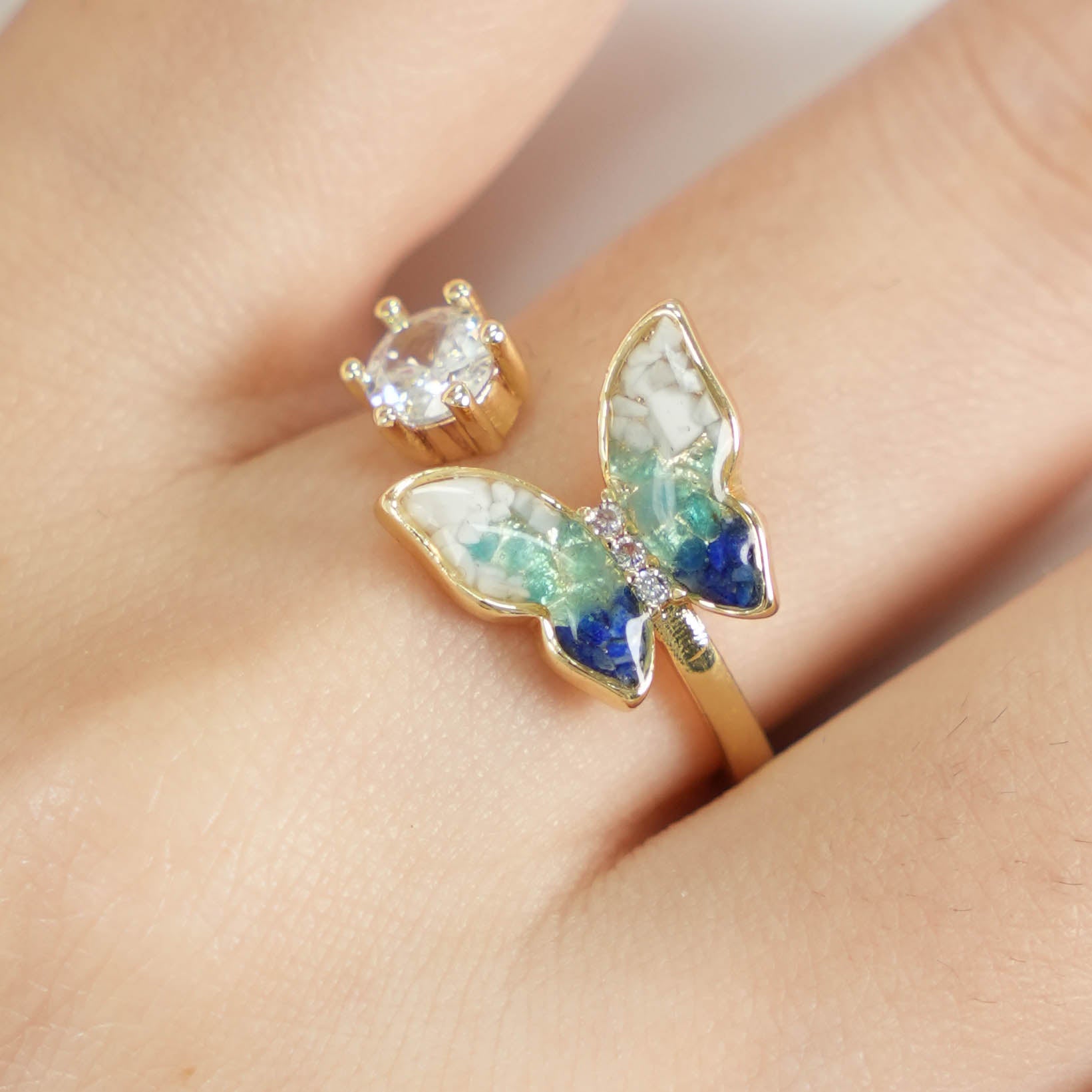 Colored Stone Inlaid Blue-and-White Gradient Butterfly Ring