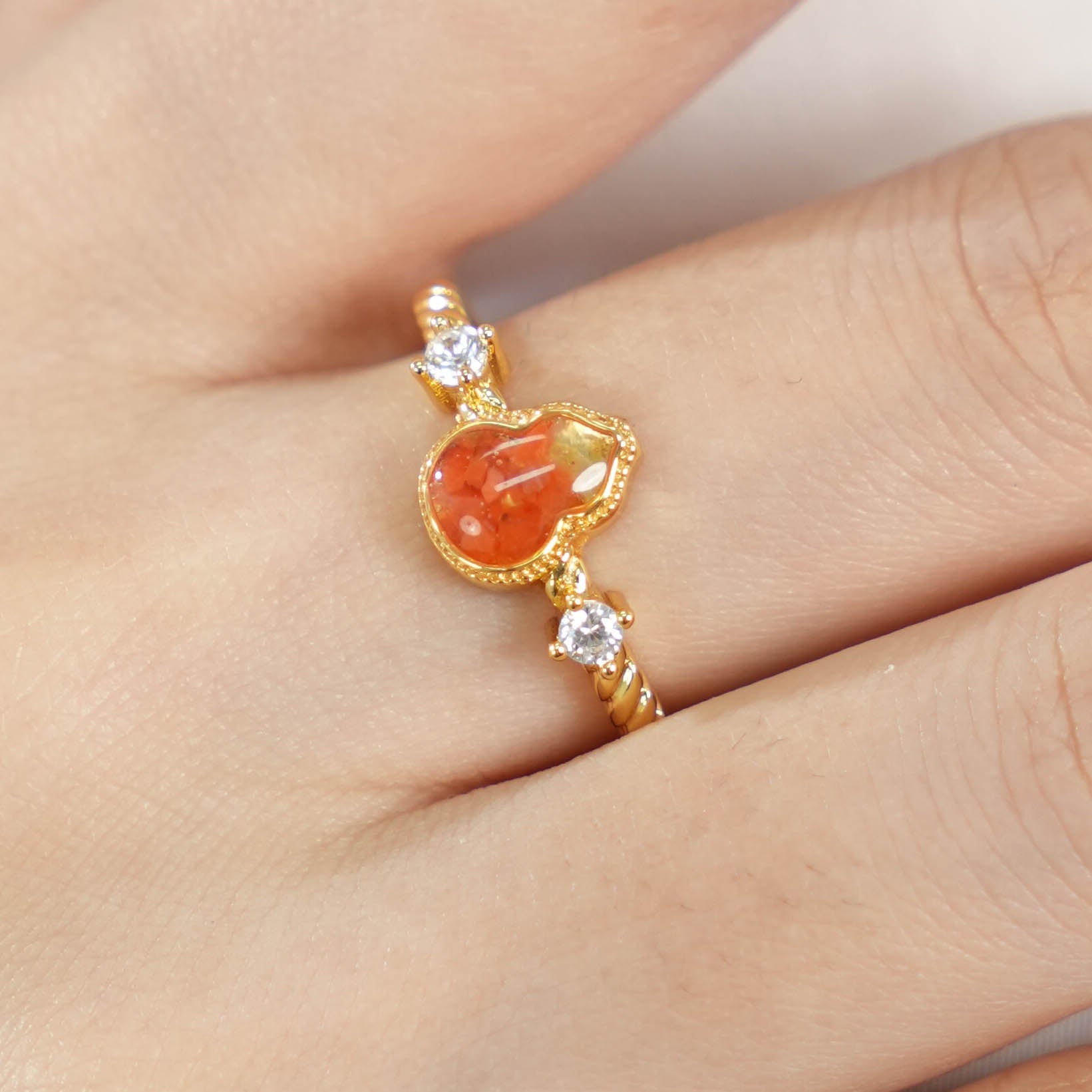 Color Stone Inlay Ring – Prosperous Red Gourd