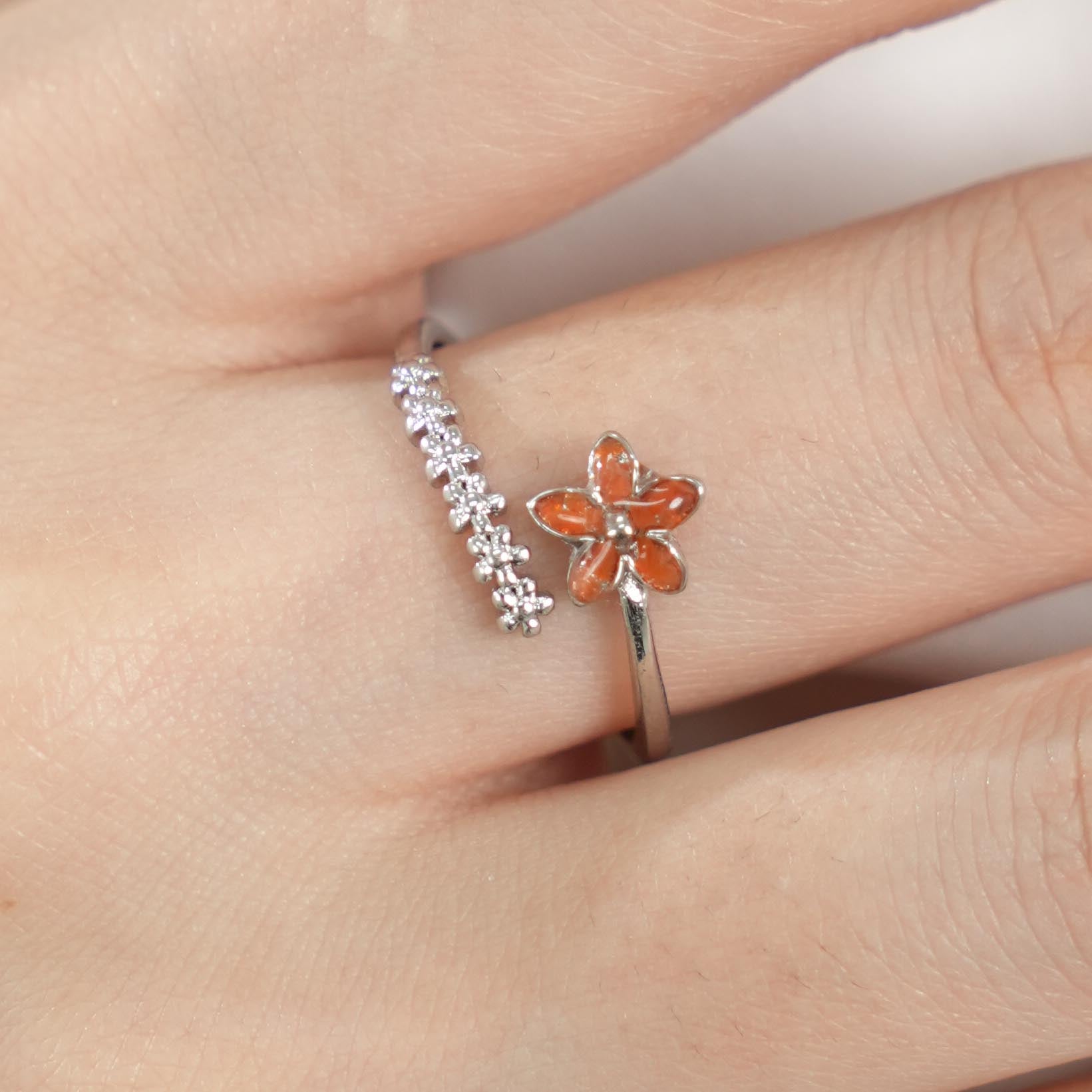 Color Stone Inlay Silver Open Ring – Five-Petal Flower, Red Series