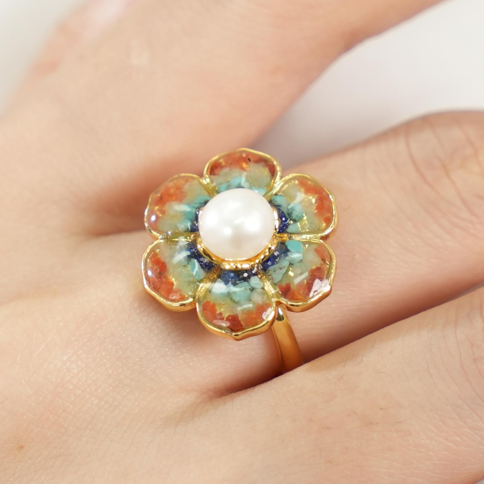 Color Stone Inlay South Red Baoxiang Flower Ring – Dunhuang Red