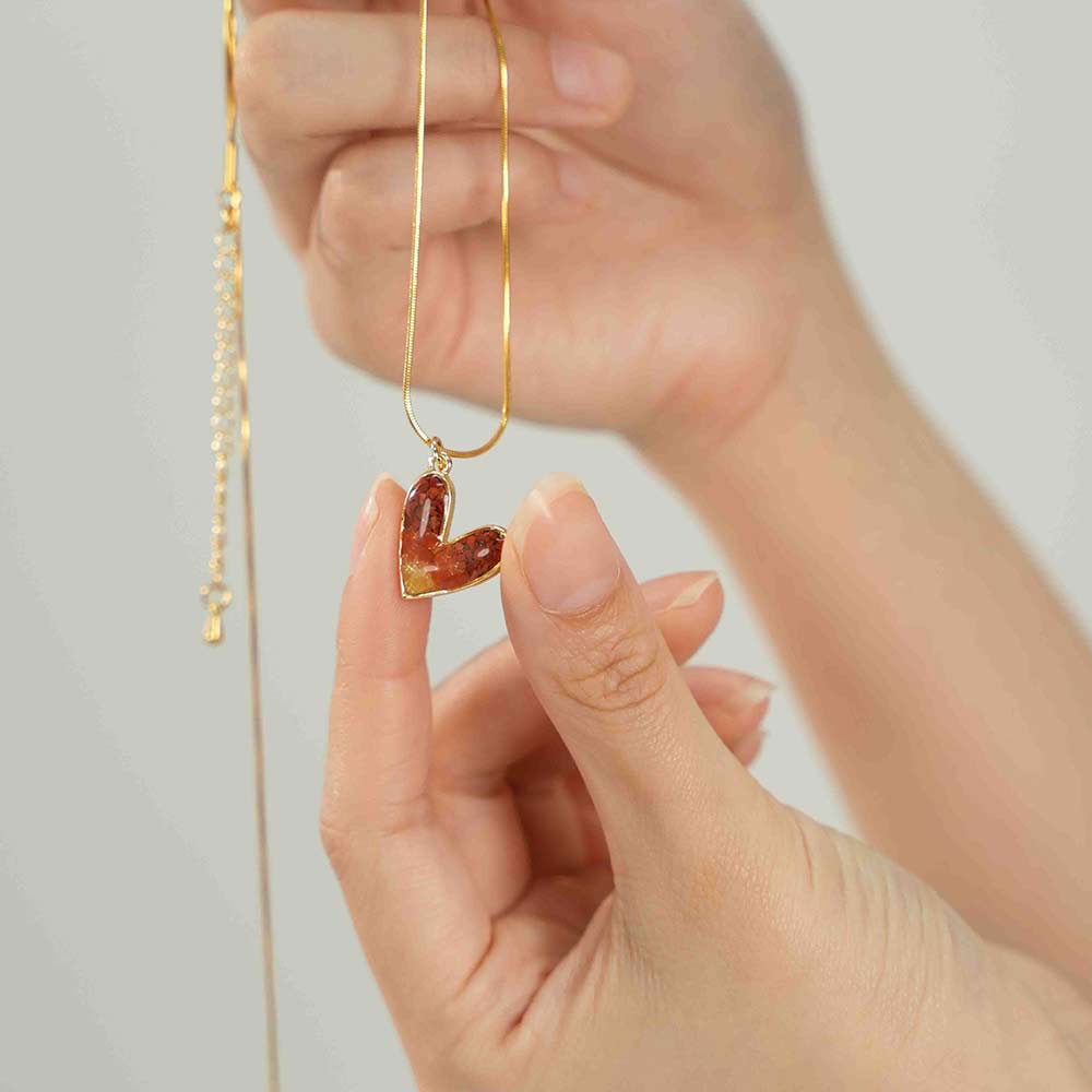Color Stone Inlay Necklace – Heart B, Vibrant Red