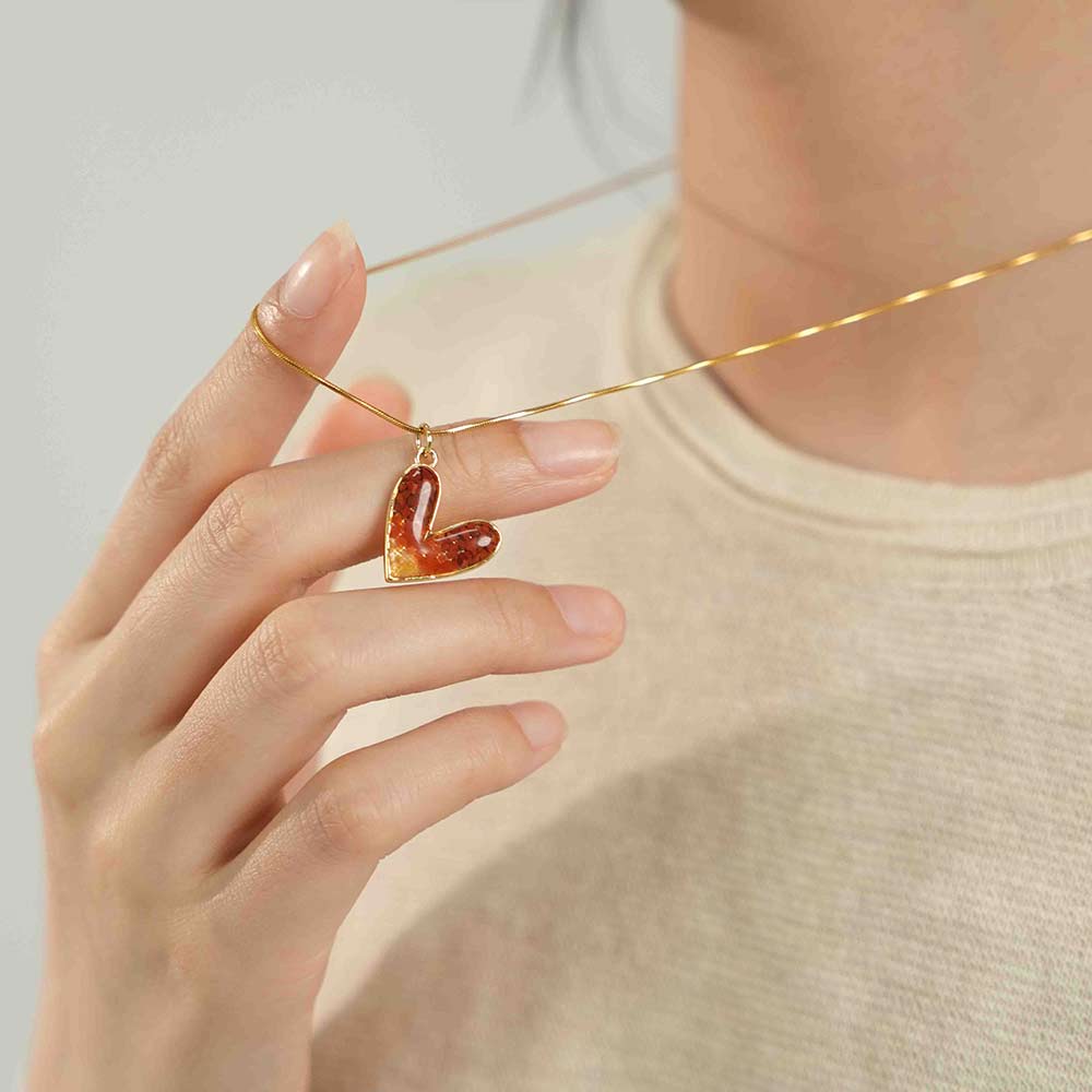 Color Stone Inlay Necklace – Heart B, Vibrant Red
