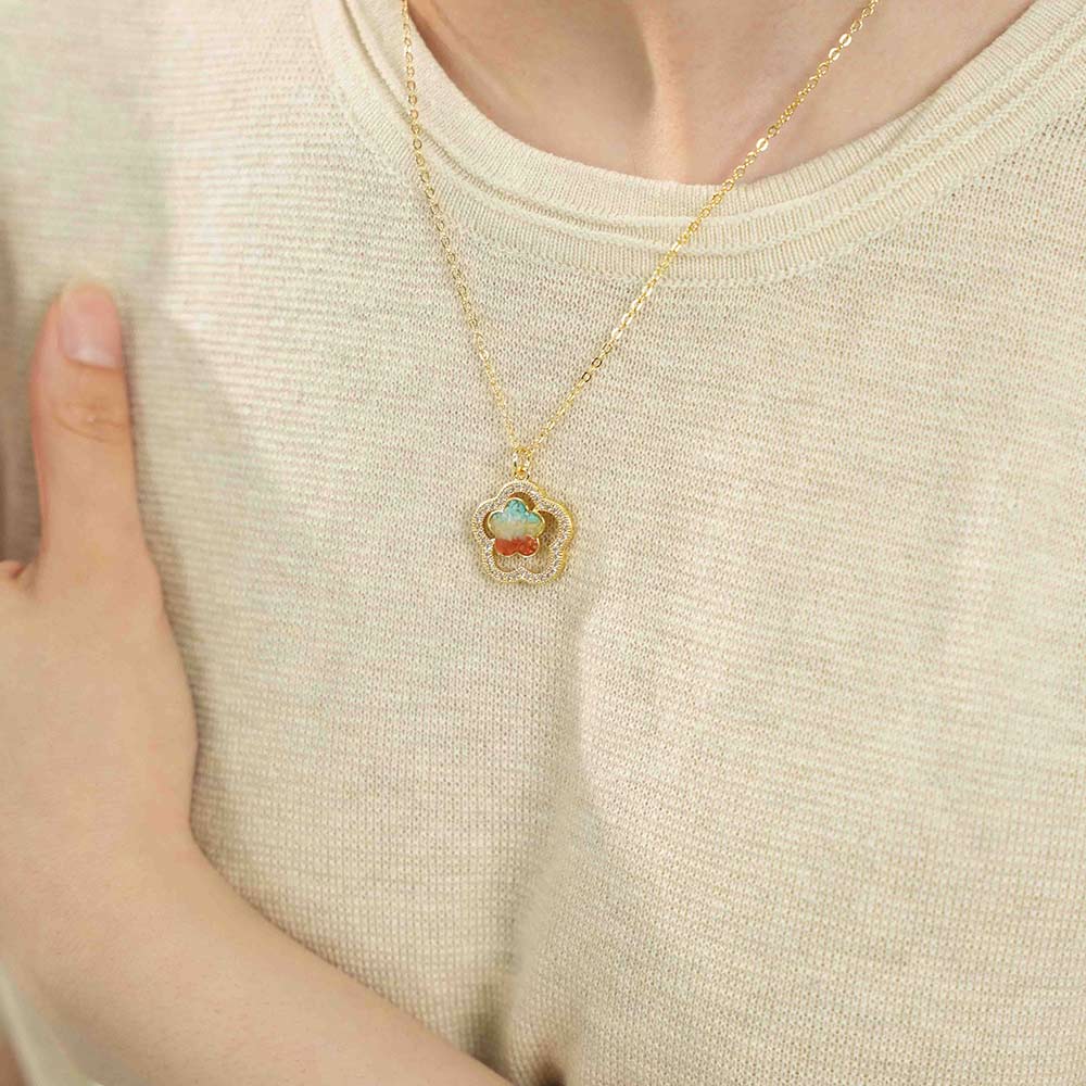 Color Stone Inlay Dunhuang Hollow Plum Blossom Necklace