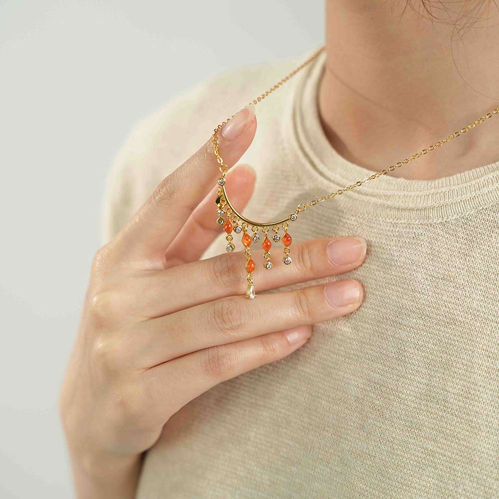 Color Stone Inlay Diamond Yingluo Necklace – Red & Prosperous Series