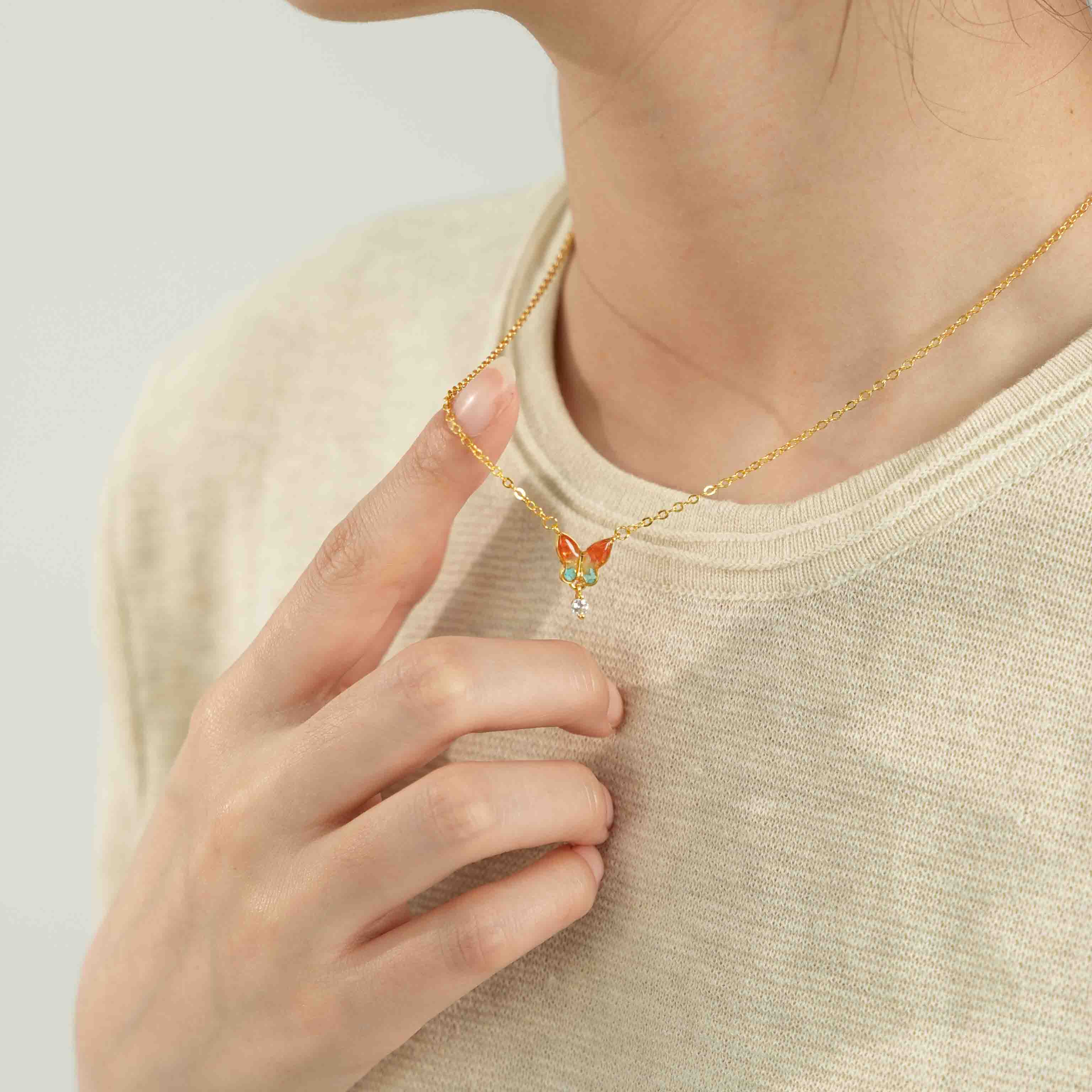 Color Stone Inlay Small Butterfly Necklace – Dunhuang Red