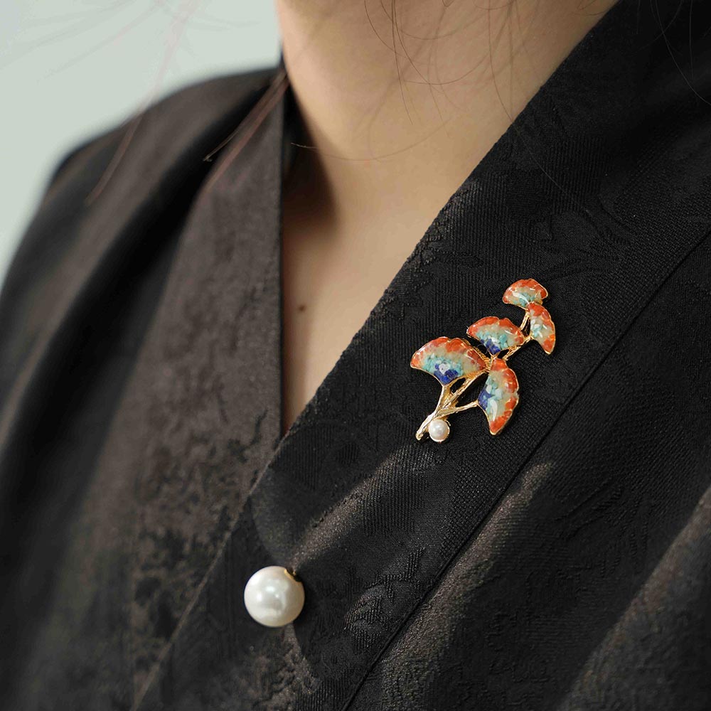 Gem Inlay Dunhuang-Colored Pearl Ginkgo Leaf Brooch