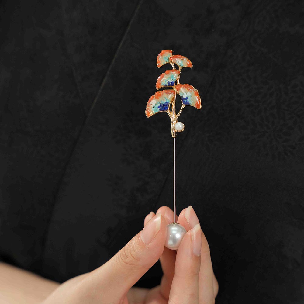 Gem Inlay Dunhuang-Colored Pearl Ginkgo Leaf Brooch