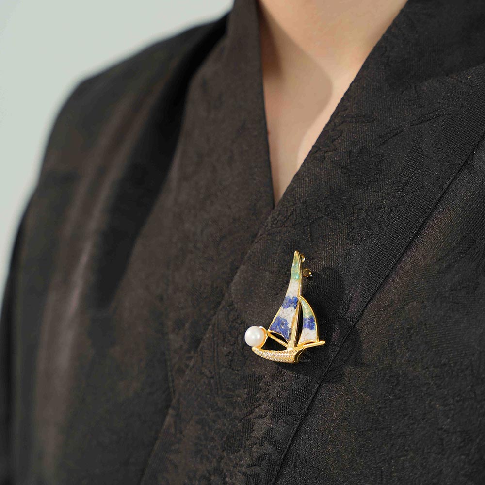 Color Stone Inlay Brooch – Sailboat, Blue & White Style