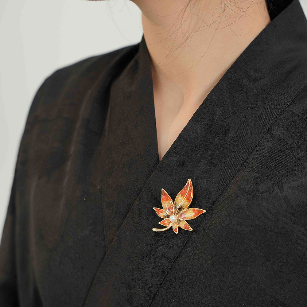 Color Stone Inlay Maple Leaf Brooch – Series