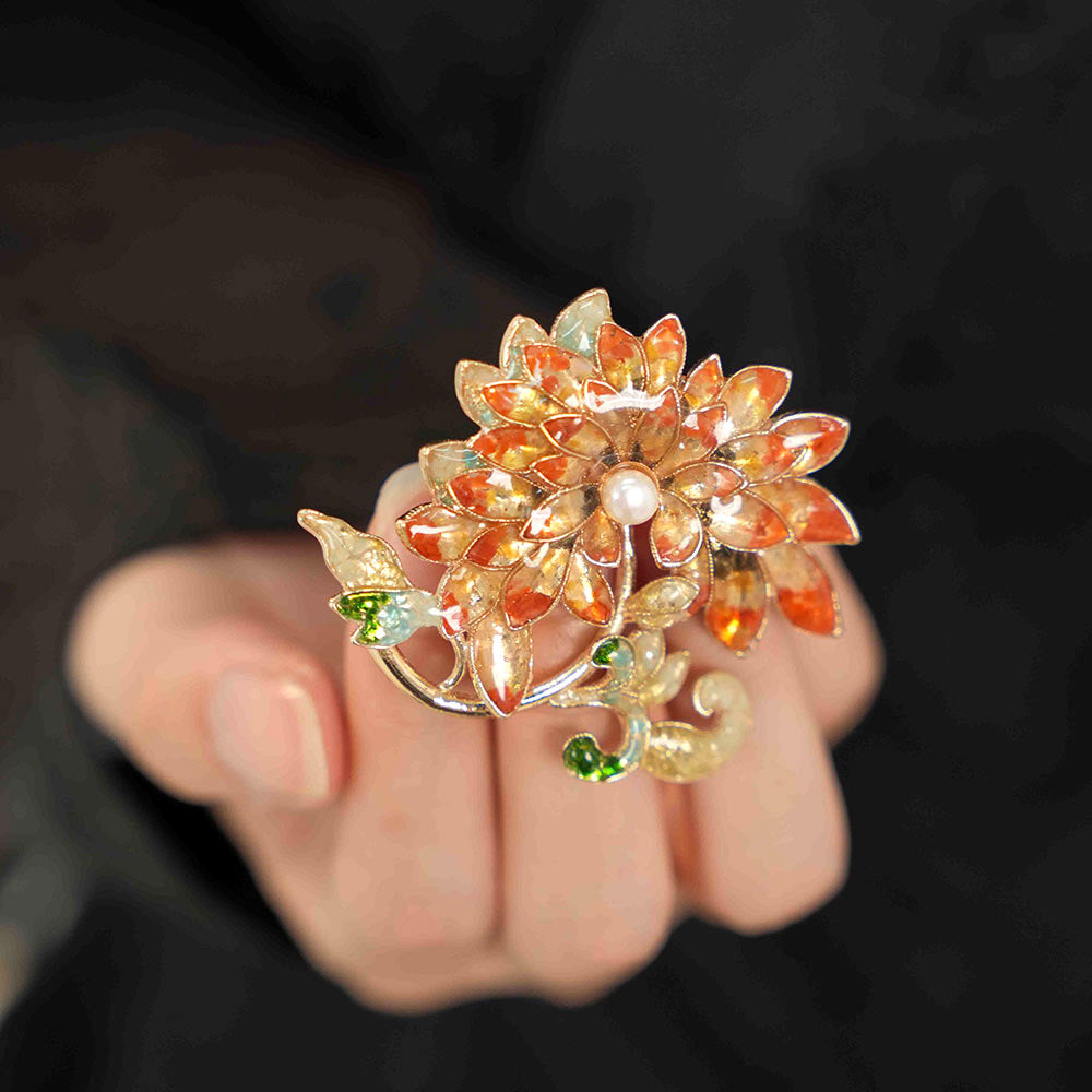 Red Stone Inlay Floral Chrysanthemum Brooch
