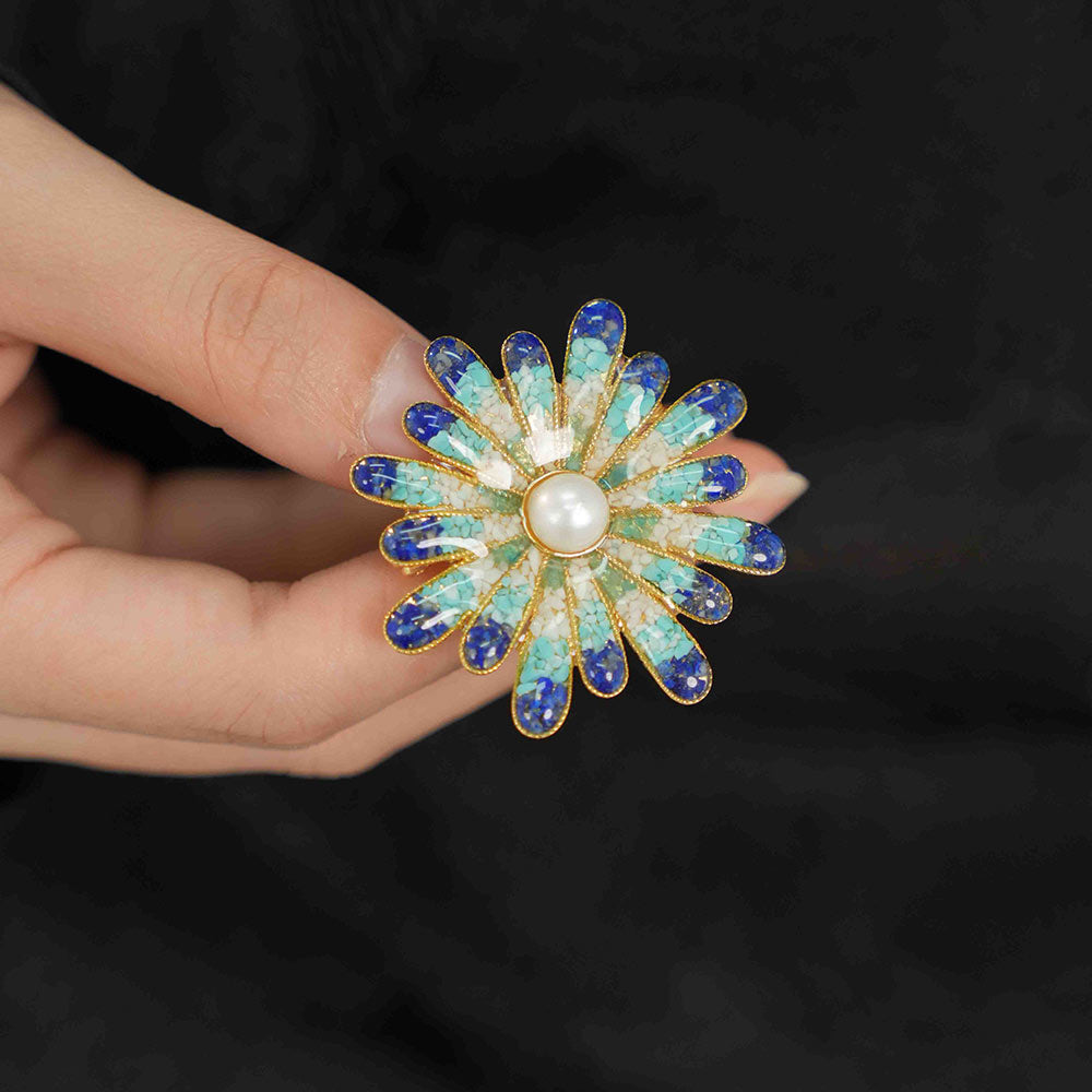 Lapis Chrysanthemum Brooch – Blue & White Porcelain