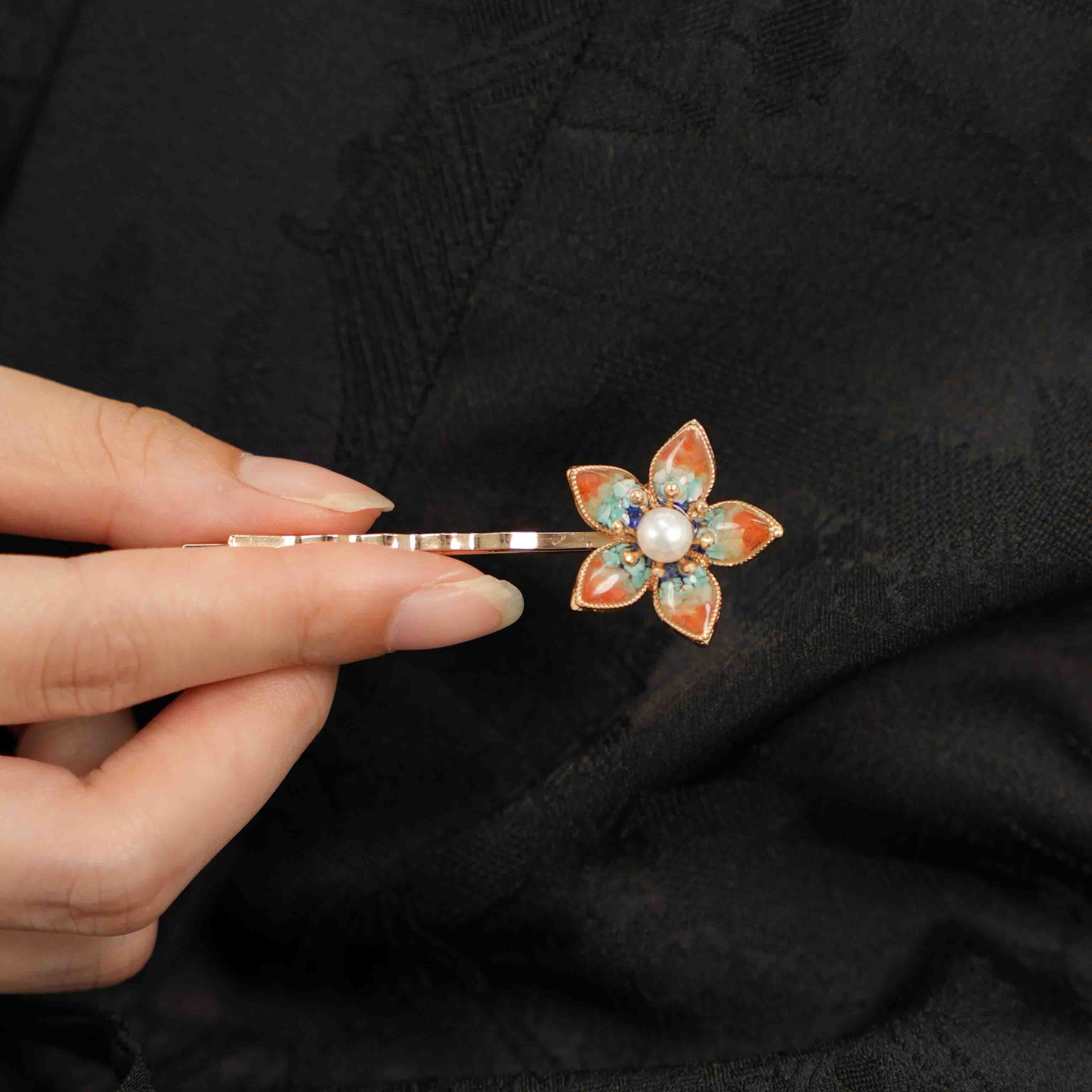Colorful Stone Inlaid Nan Hong Five-Petal Flower Hair Clip, Dunhuang Red Style