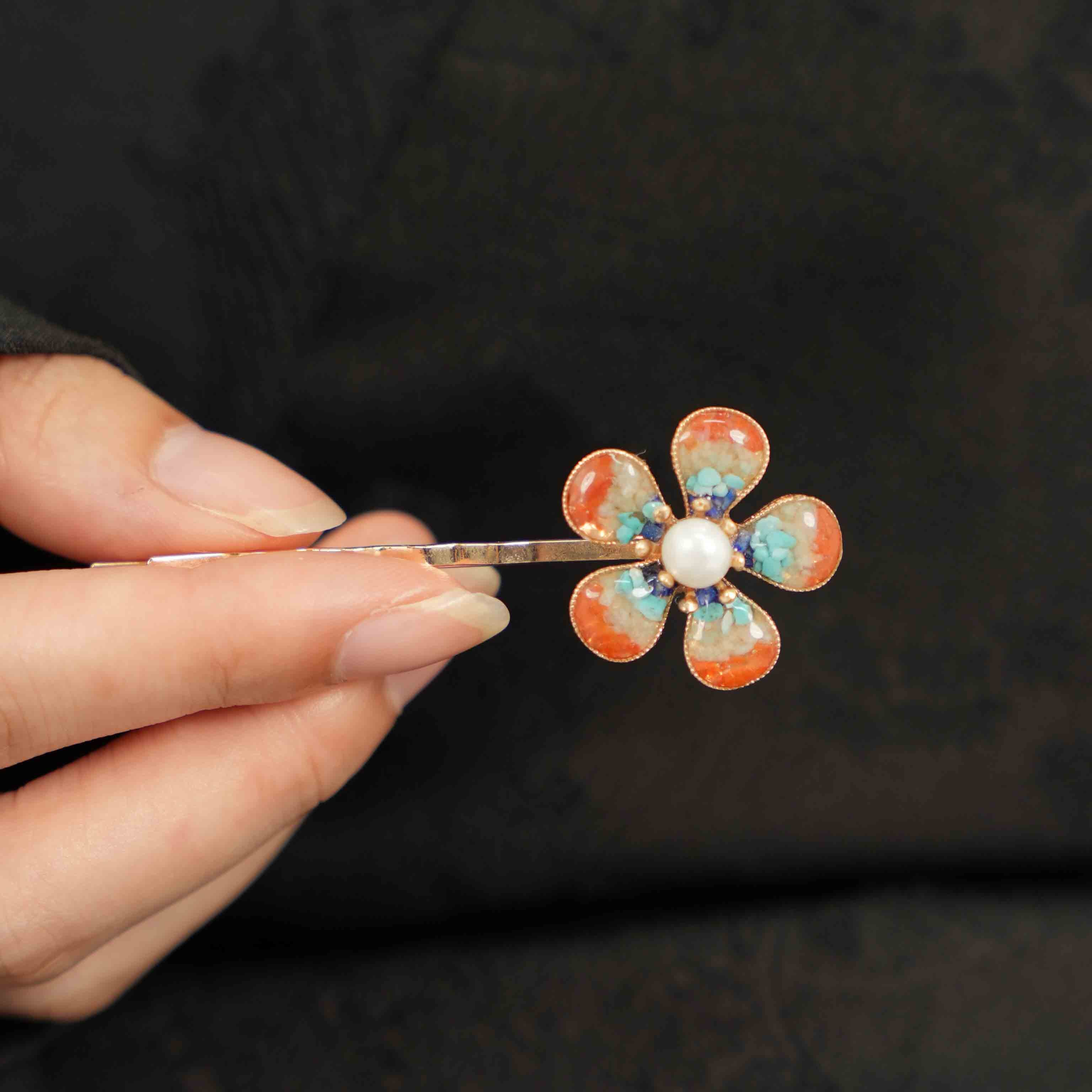 Colorful Stone Inlaid Dunhuang-Colored Peach Blossom Hair Clip