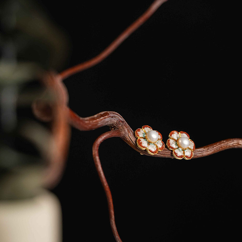 Dunhuang Baoxiang Flower Red Stud Earrings