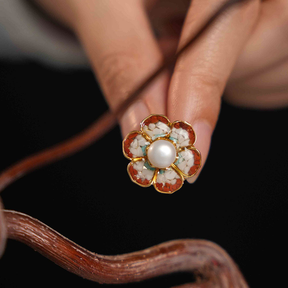 Dunhuang Baoxiang Flower Red Stud Earrings