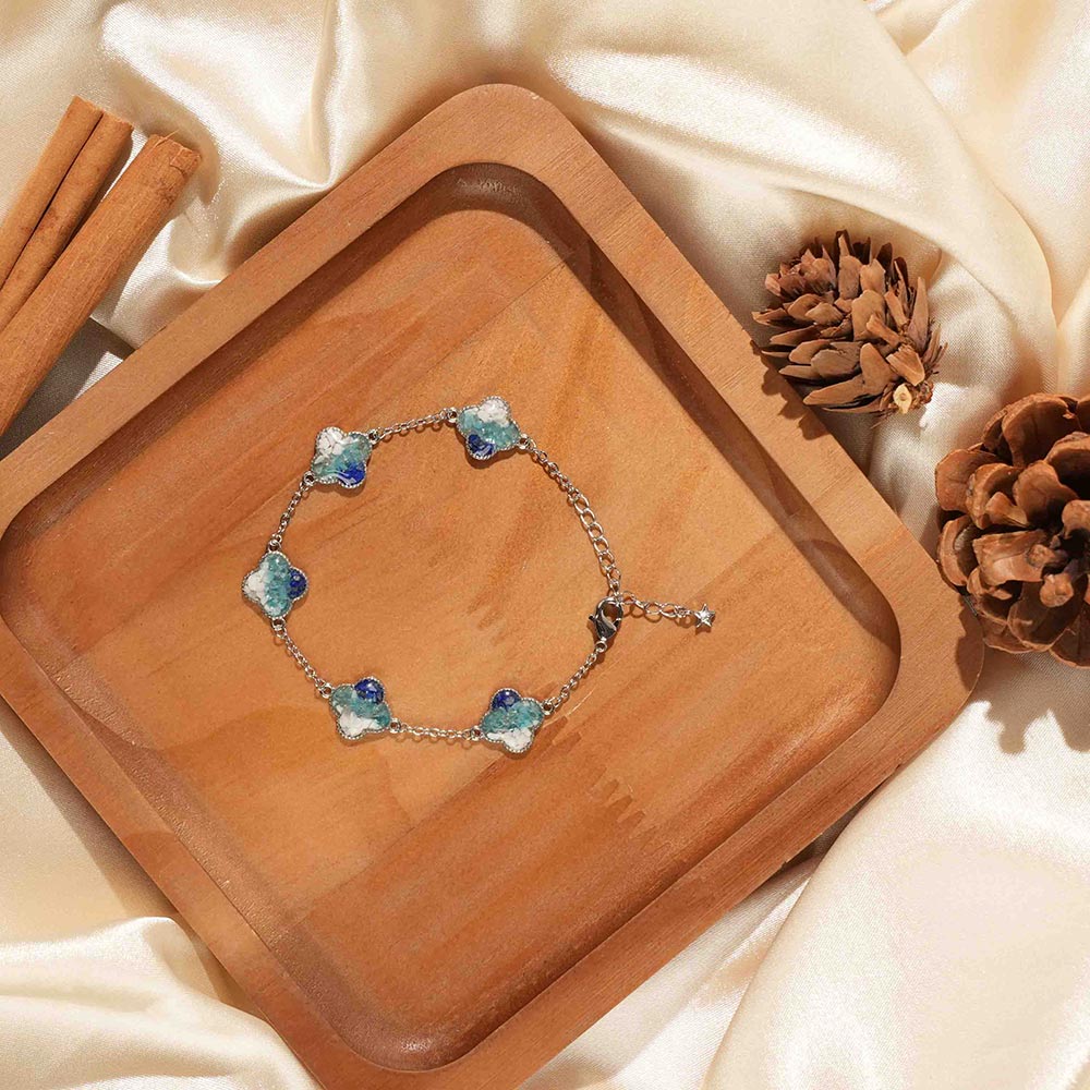 Color Stone Inlay Silver Four-Leaf Clover Bracelet – Blue & White