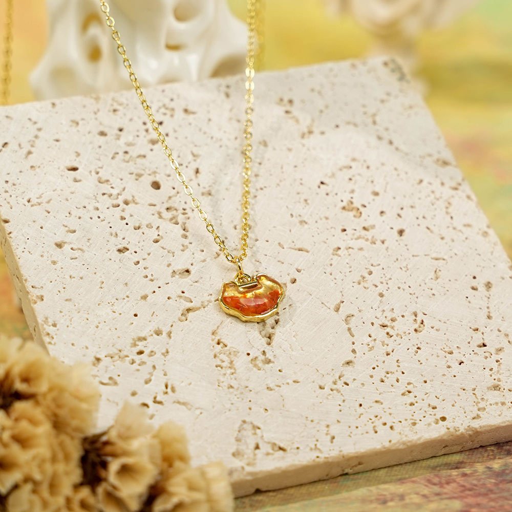 Color Stone Inlay Necklace – Longevity Lock, Prosperous Red
