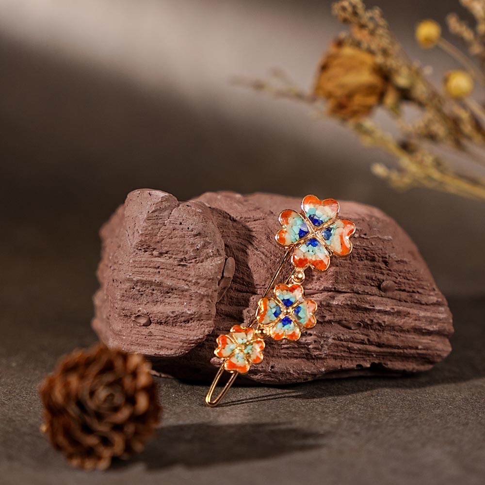 Dunhuang-style Four-Leaf Clover Hair Clip