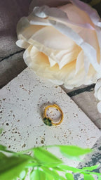 Adjustable-size Emerald Green Four-Leaf Clover Ring with Colorful Stone Inlay